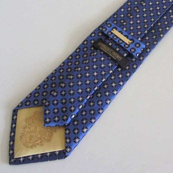 DONALD J. TRUMP Signature Collection geometric print neck tie - Picture 2 of 6